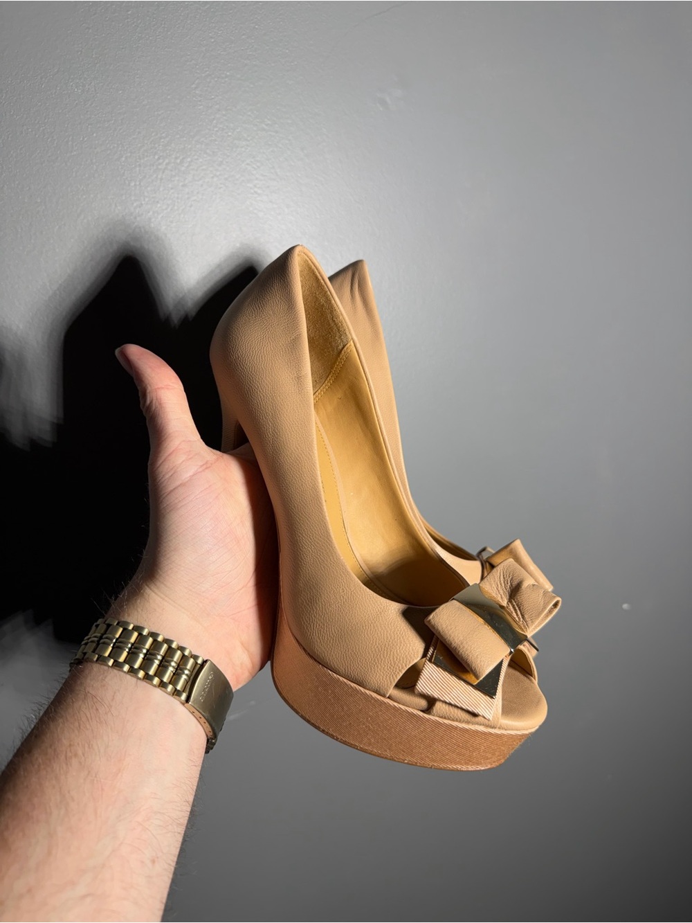 Badgley Mischka Conary Platform Pee Toe Pumps Size 6.5 - Picture 2 of 9